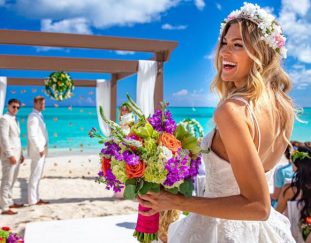 hairstyles-for-outdoor-wedding