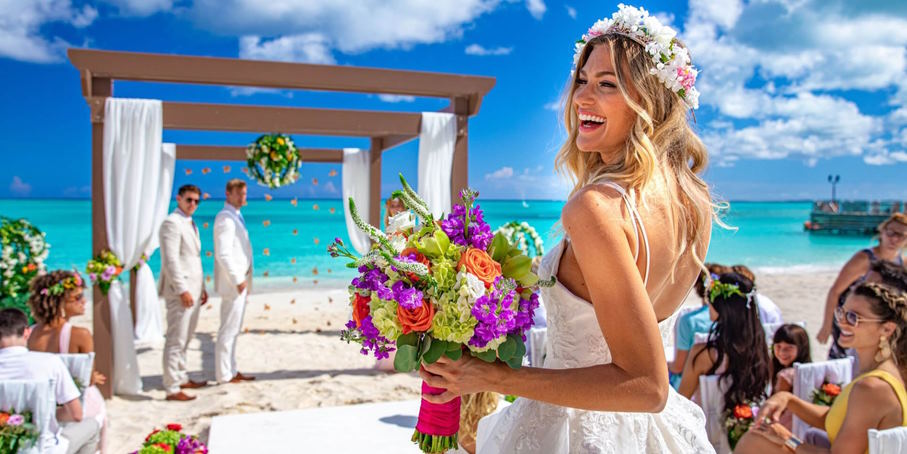 hairstyles-for-outdoor-wedding